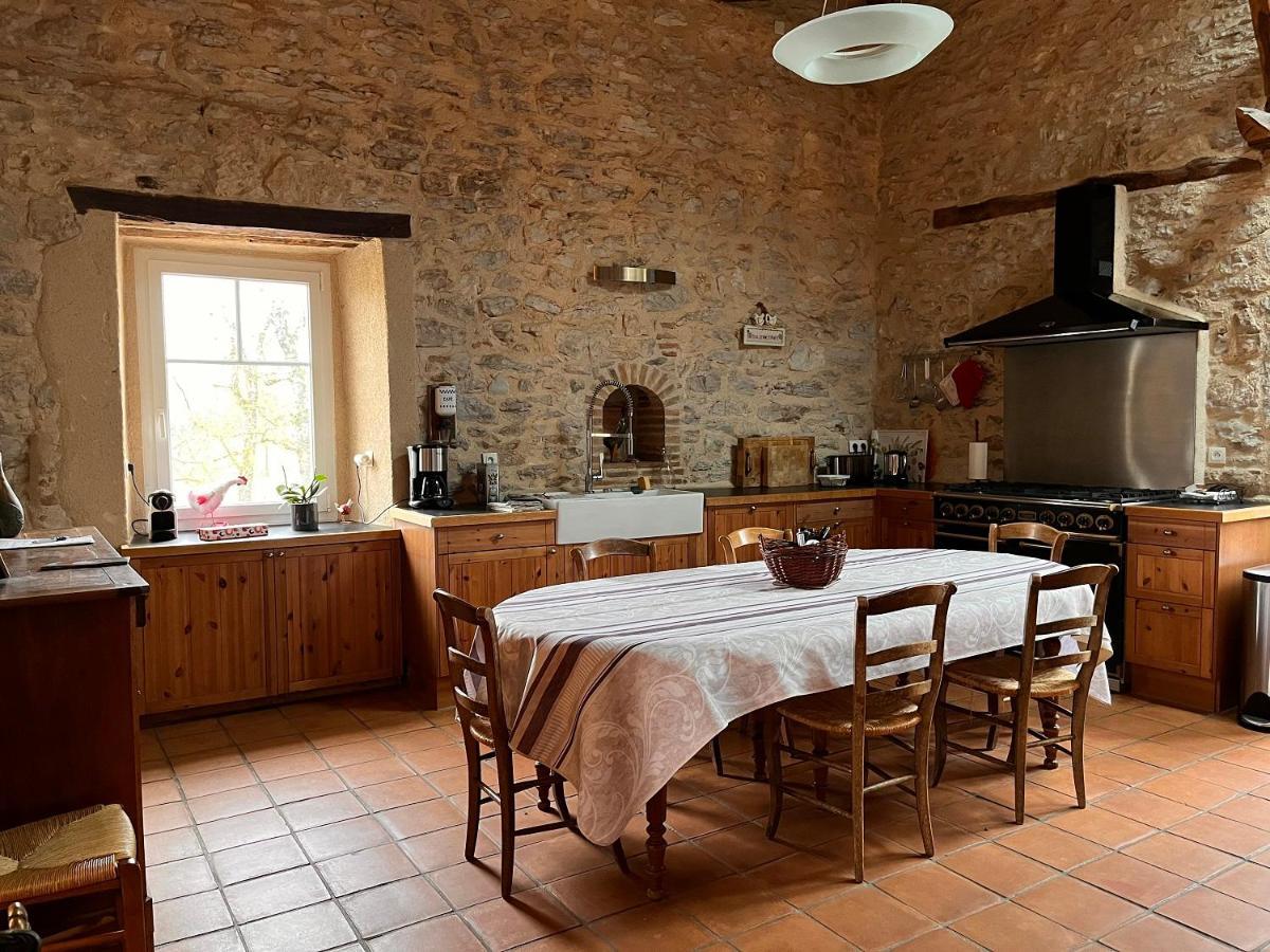Domaine De Fangal, Pgeonnier 2p, Maison 8p - Piscine 25m - Climatises