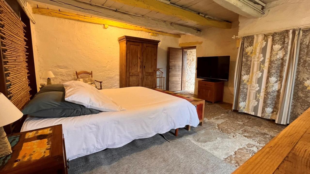 Domaine De Fangal, Pgeonnier 2p, Maison 8p - Piscine 25m - Climatises Septfonds